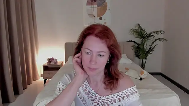 Chat +18 de LeticiaRomano ao vivo