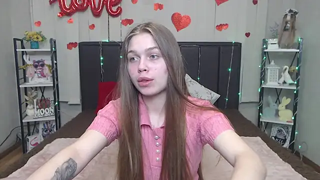 LaraPikan Live XXX chat