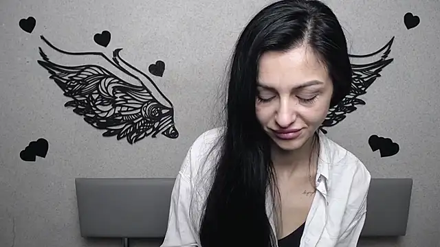 EvaClarkk Chat XXX in diretta