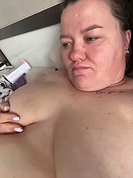 Webkamerová show SunnyLeila2101