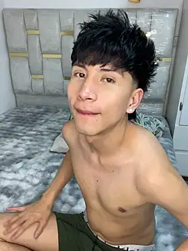 Show modela Jerath_ na web-kameri