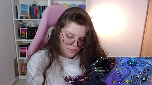 Gabiwaifu Chat XXX live