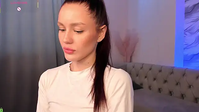 Aria_Mila – Live XXX-chat