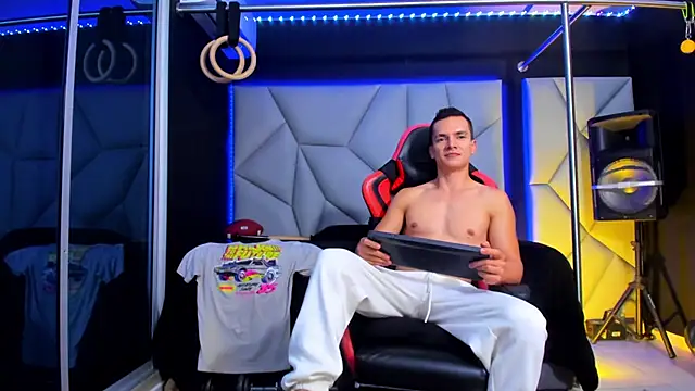 Chatroom XXX en direct de Aydenmiller96