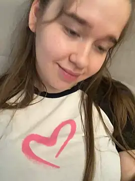 HornyGirlH 现场XXX聊天