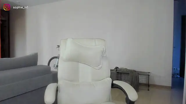 _in_yan's Live XXX Chat