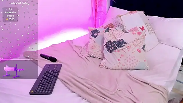 Chat +18 de Dulce_andrea__ ao vivo