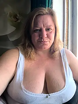jusichka Adlı Modelin Canlı XXX Sohbeti