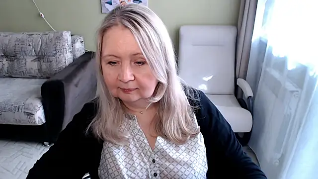 YanaMayer – Naživo XXX chat