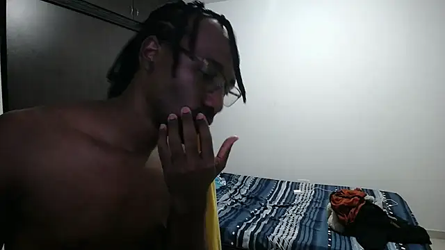 Chatroom XXX en direct de axel_rios_