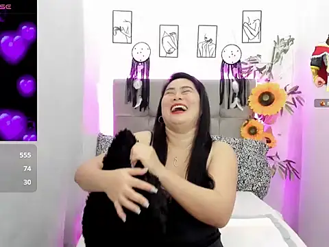 Ccinamonjazz live XXX chat