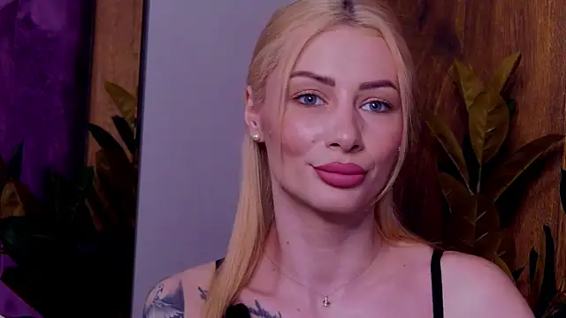Chat XXX en directo de AngieShae