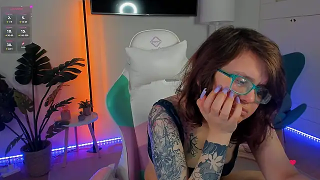 Sembang XXX Secara Langsung Ariell_Mini