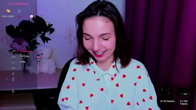 KindHazelHere_ Live XXX-Chat