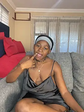 Candicakessss Webcam-Show