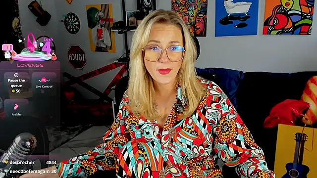 LadyIzabel's Live XXX Chat