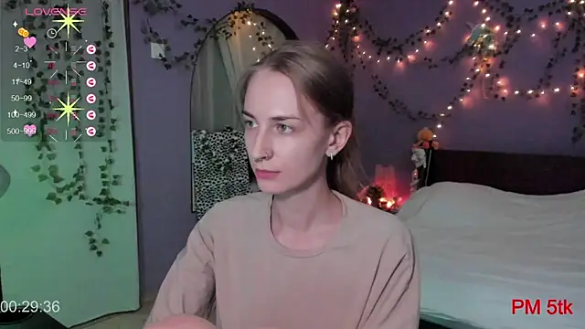 Crystal1nn – Live XXX-chat