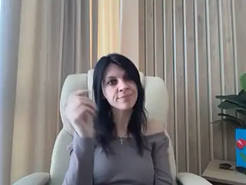 XXX chat uživo modela InjaAtHome