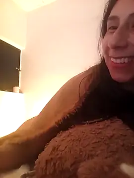MoonLipsON- live XXX chat