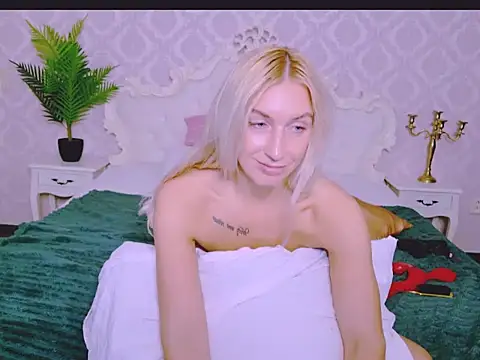Show modela Kayleen_B na web-kameri