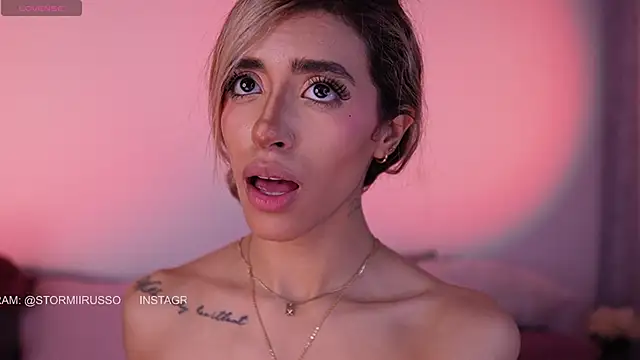 Chat XXX Live StormiRusso