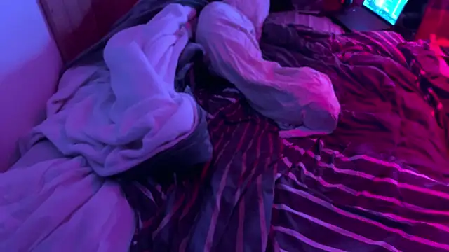 noamtwink – Kamerová šou