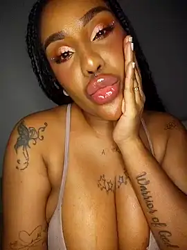 Queen_Amara  网络视讯表演