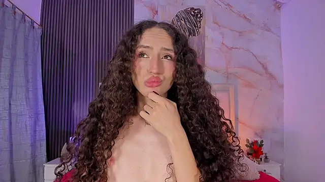 pinky_peach Adlı Modelin Canlı XXX Sohbeti