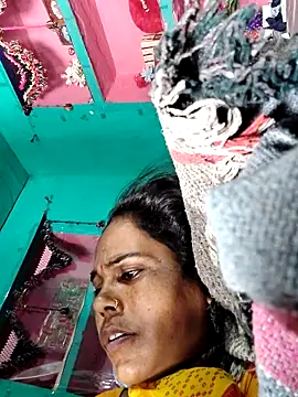 Pooja750 网络视讯表演