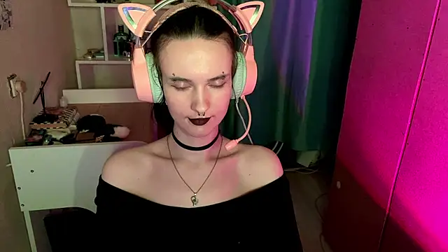 MabelDefina Chat XXX live