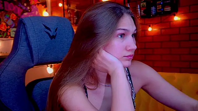 Онлайн чат XXX Sweet_Emilya