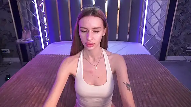 Snow_WhiteeeX's Live XXX Chat