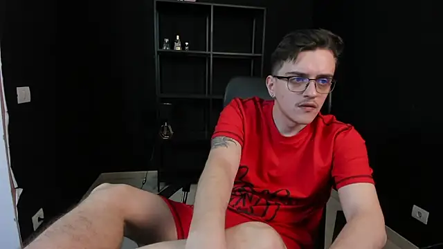 FelixStarkk's Live XXX Chat