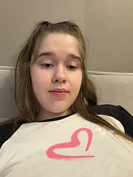 Chat XXX en directo de HornyGirlH