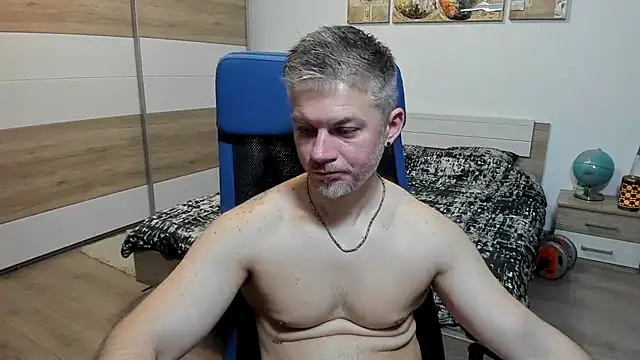 RobbyShawz live XXX chat