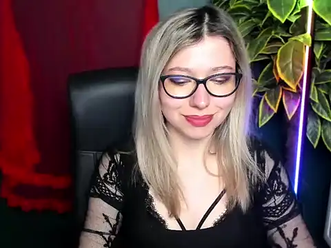 loveHeidi Chat XXX live