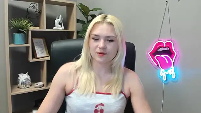 SweetLilyxo Live XXX Chat
