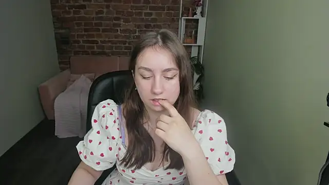 KattieCutieXx's Live XXX Chat