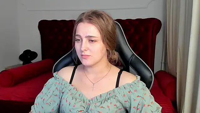 EllaBells' Live XXX Chat