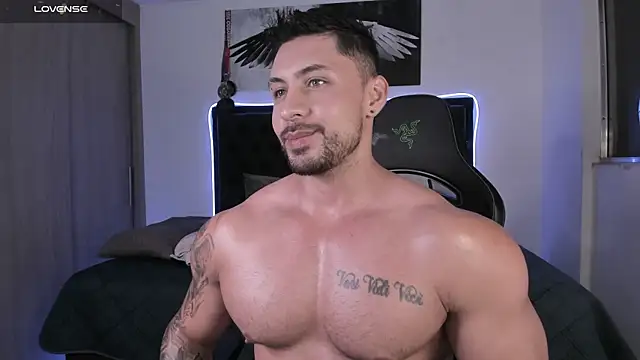santi_aesthetic Live XXX Chat
