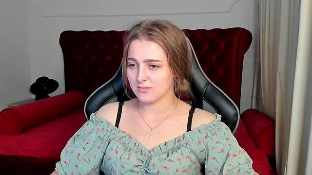 Онлайн чат XXX EllaBells