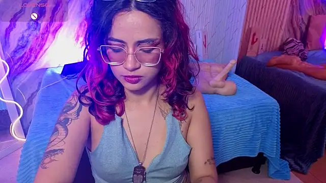 kristen_tay Adlı Modelin Canlı XXX Sohbeti