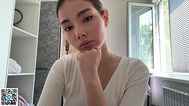 MarylnMonnier 现场XXX聊天