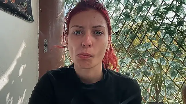 karo123421's Live XXX Chat