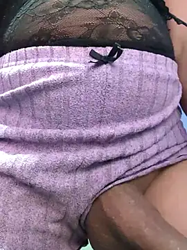 lady_kim_boner's Webcam Show