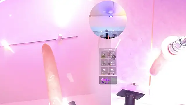 XXX chat uživo modela CandyRouse__