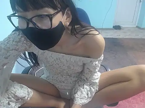 elllaaxx 现场XXX聊天