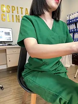 secretly_masturbating Show Webcam