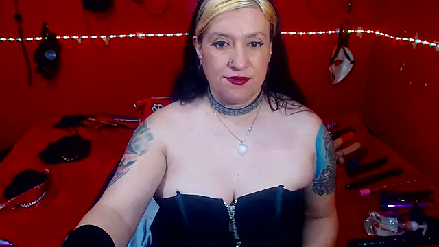 MATURE_Randy's Live XXX Chat