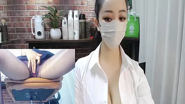 Latte-01's Live XXX Chat